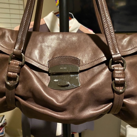 EUC-Prada Vitello East West Chocolate Brown Leather Bag EUC - Picture 4 of 17